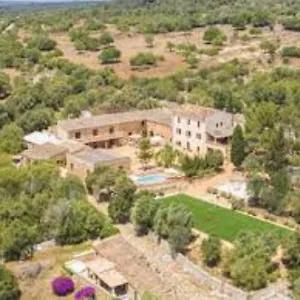https://finca-son-sureda-agroturismo.allmallorcahotels.com